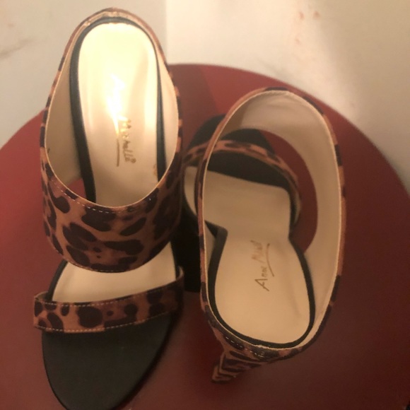 Open toe animal print mule heels - Picture 3 of 5